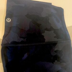 Lululemon align high rise 25” camo deep coal